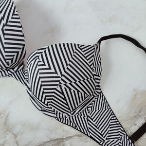 Victoria's Secret PINK Wear Everywhere Black White Geometric Push Up Bra, 34C
